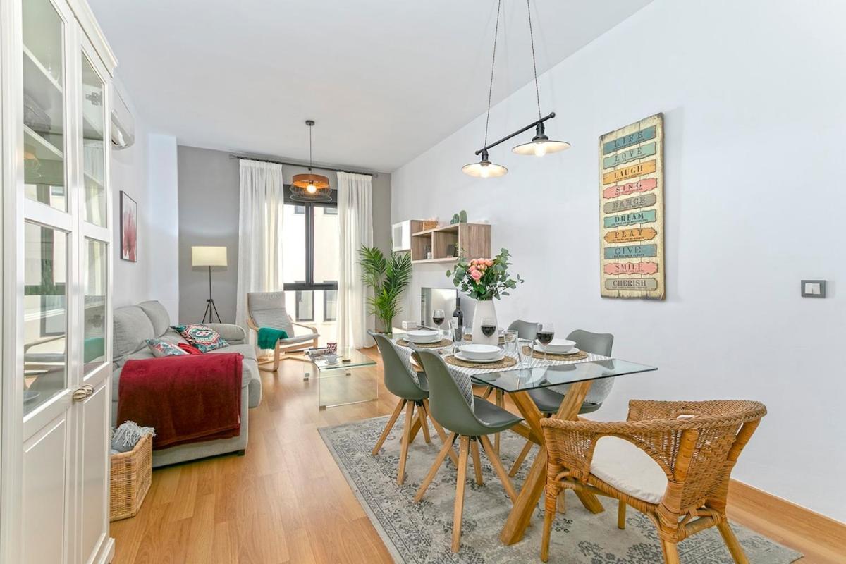 -Malagasunapts- Central Freeparking Rooftoppool Eksteriør bilde